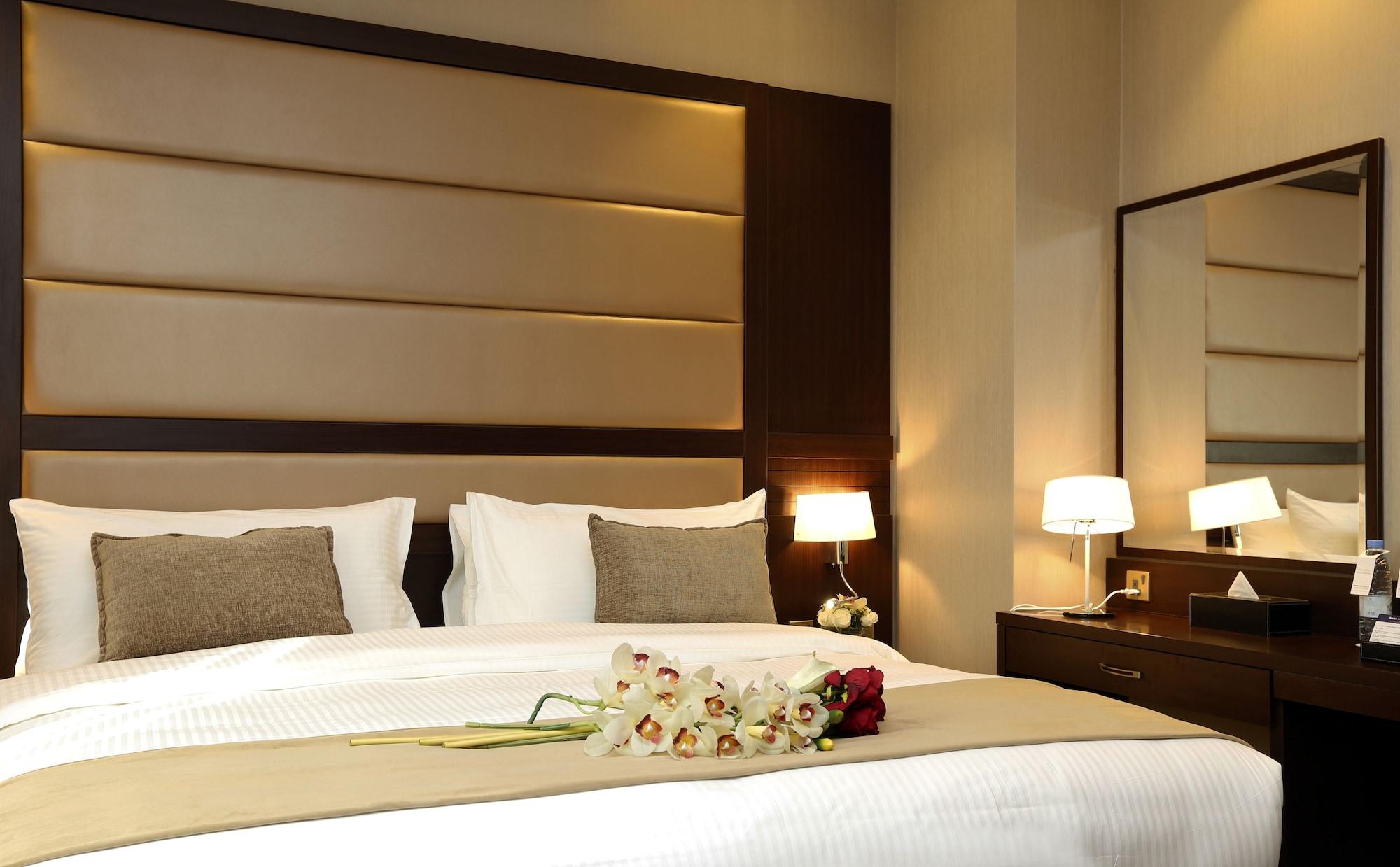 Swiss Flora Hotel 3*