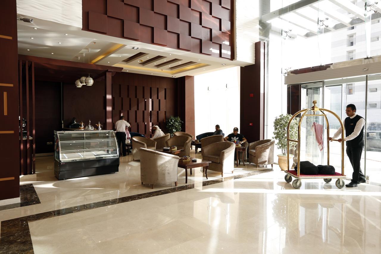 Swiss Flora Hotel 3*