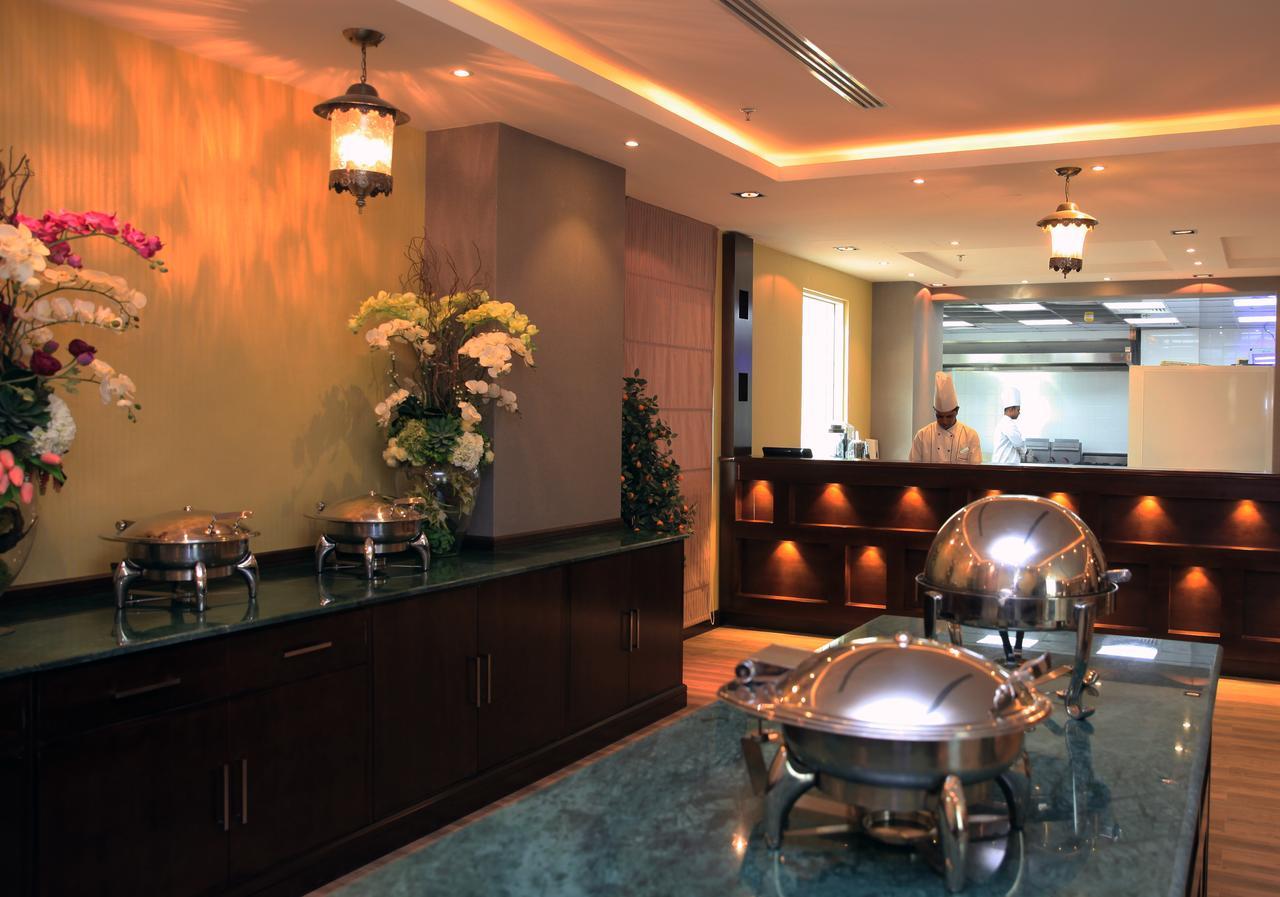 Swiss Flora Hotel 3*